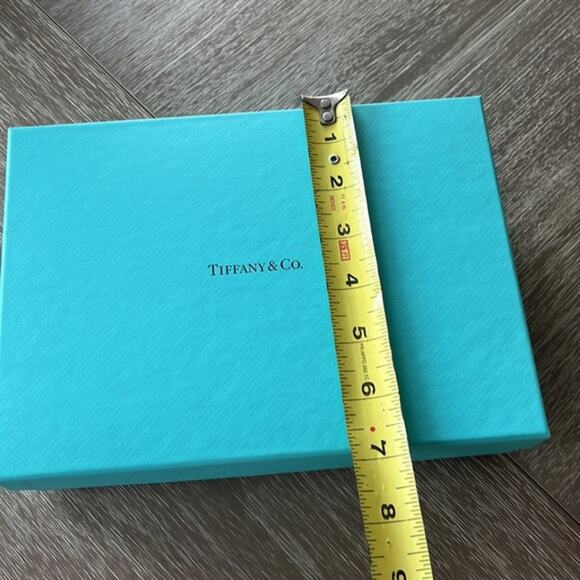 Tiffany & Co. Bag and Gift Box - Picture 8 of 12